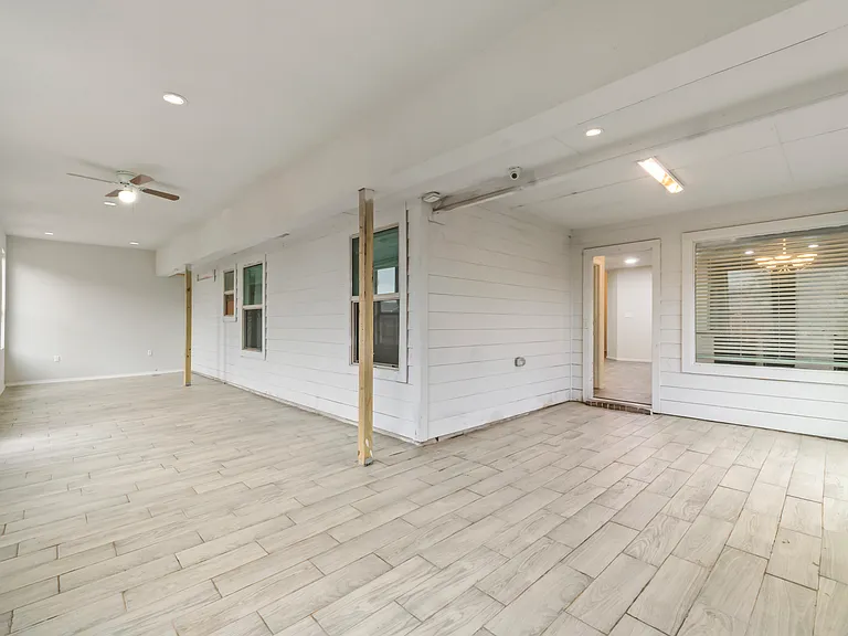 9717 Snowbell Ln — Photo 26