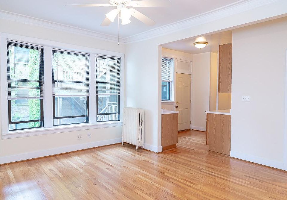 1st image of 1259 W Loyola Ave APT 2