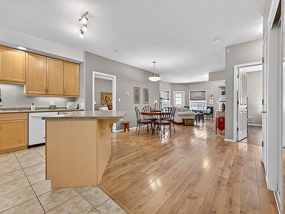 2nd image of 1320 Rutherford Rd SW #411