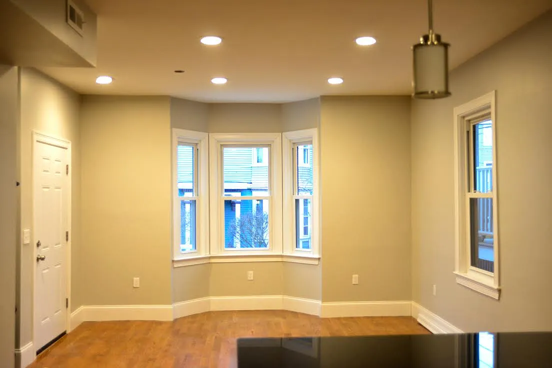 2 bed, 900 sqft, $3,450 — Photo 4