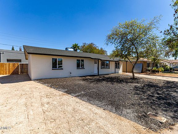 4th image of 3121 N 35TH Drive