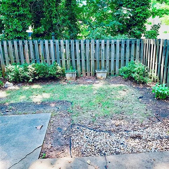 305 Brantley Rd — Photo 12