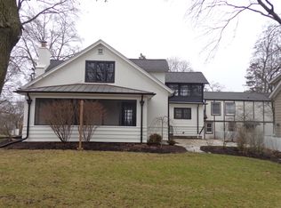 122 Campbell St, Geneva, IL