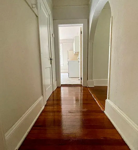824 NE 3rd Ave — Photo 8