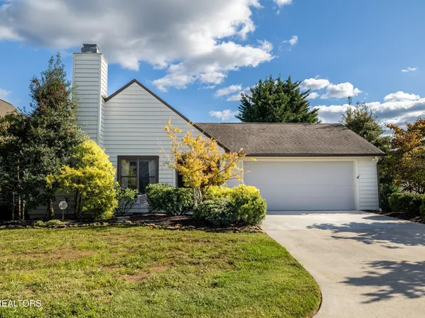 1432 Broad Run Dr, Maryville, TN 37803