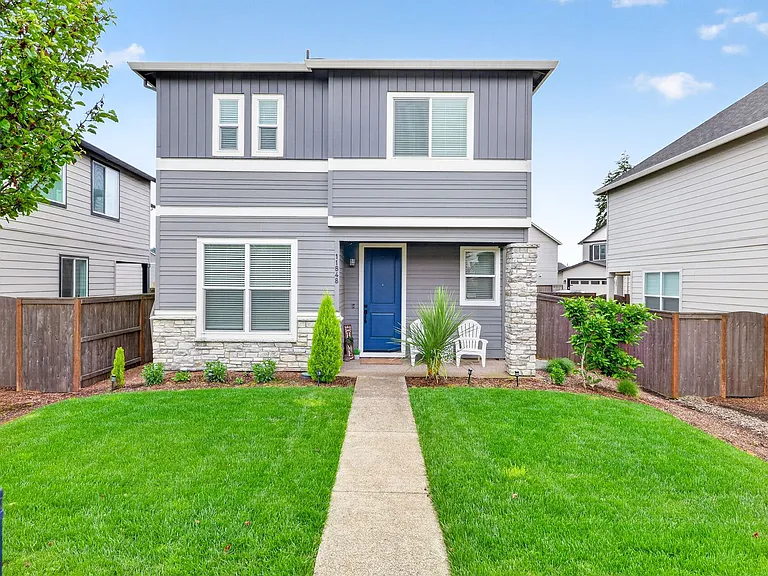 11848 SE Pleasant Valley Pkwy — Photo 1