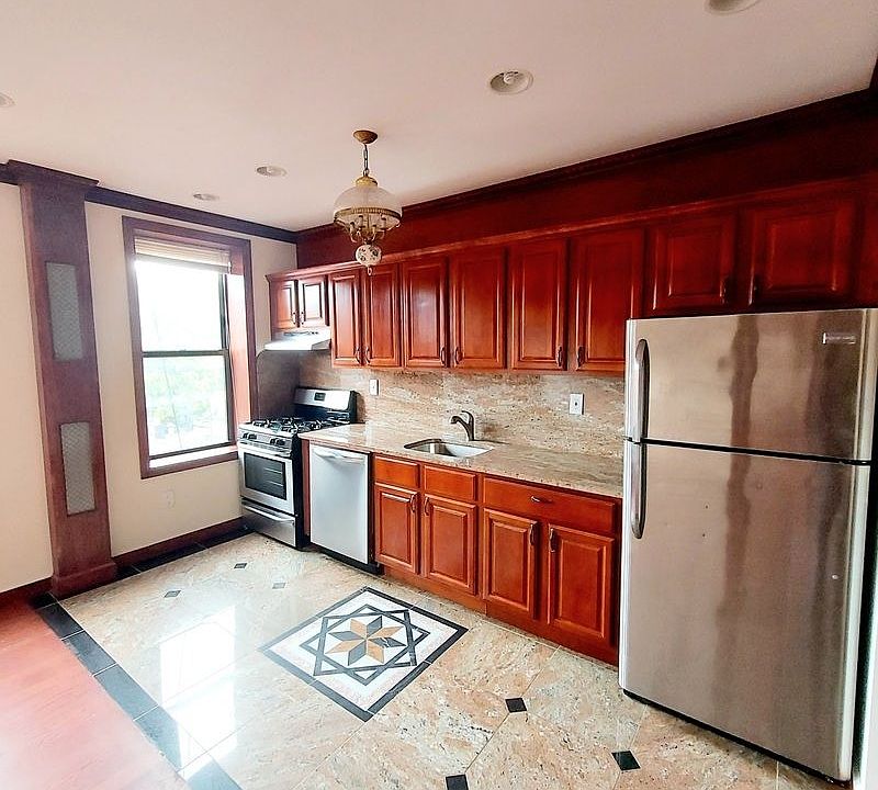 1st image of 98 Macdougal St #6C