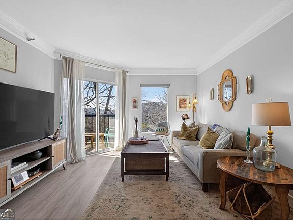 3rd image of 1 Biscayne Dr NW Unit 309