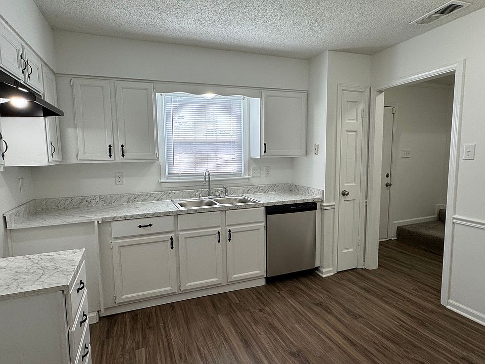 2967 Huntington Trail 5_06052025
