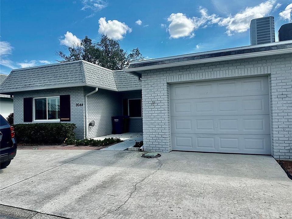 1st image of 9044 Golden Horseshoe Dr