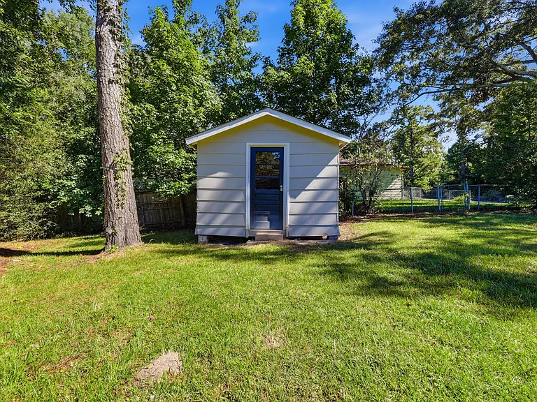 2 Mississippi Dr — Photo 20