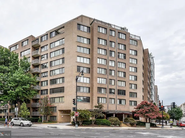 2201 L St NW APT 712, Washington, DC 20037