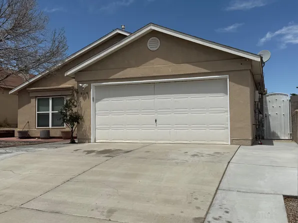 9119 Twin Harbor Ave NW, Albuquerque, NM 87121