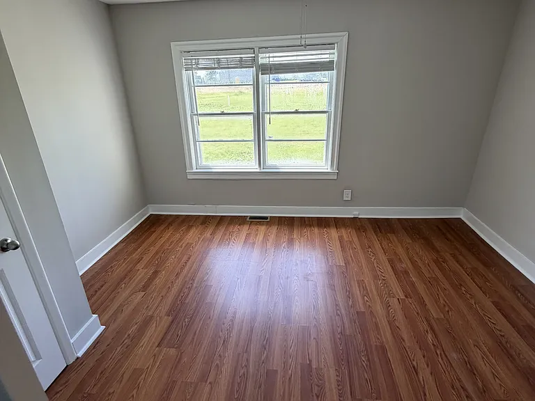 2161 N Carolina 55 — Photo 6