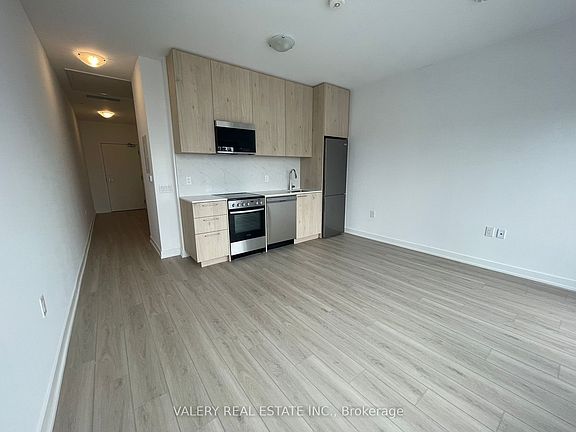 2nd image of 7437 Kingston Rd #323