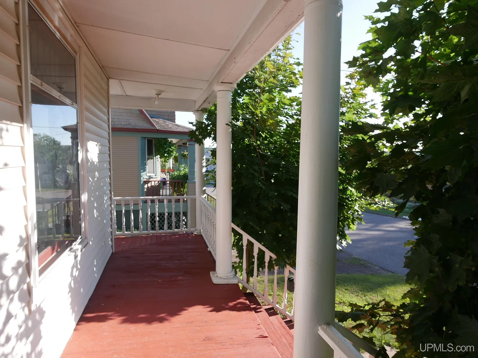 3 bed, 1.0 bath, 1356 sqft, $1,500 — Photo 4
