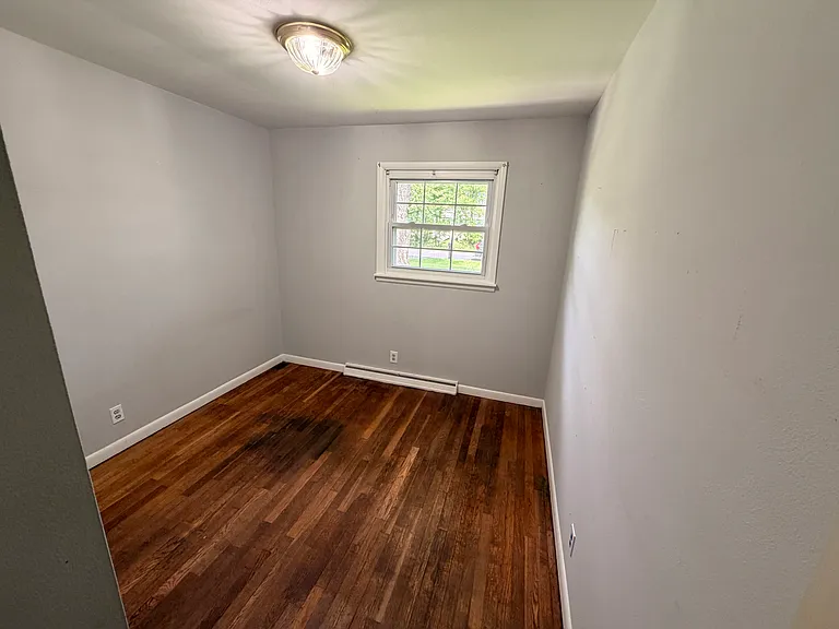 836 E Auman Dr — Photo 9