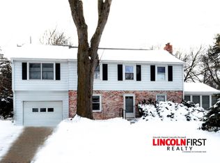 1240 N 40th St, Lincoln, NE 68503
