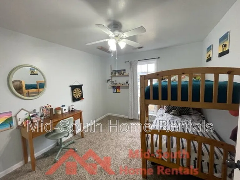 11189 Bernadette Cv — Photo 9