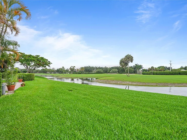 7758 La Mirada Dr #7758 — Photo 33