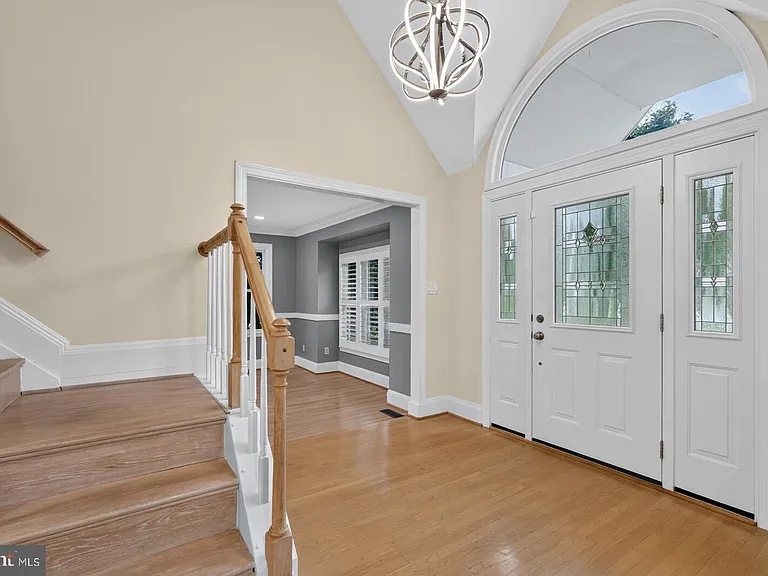 5402 Ashcomb Ct — Photo 8