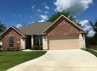 136 Racetrack Ln, Montgomery, TX 77356