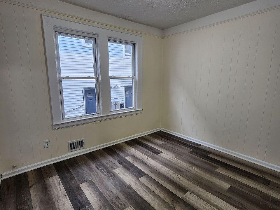 2nd image of 668 Clarkson Ave #1F