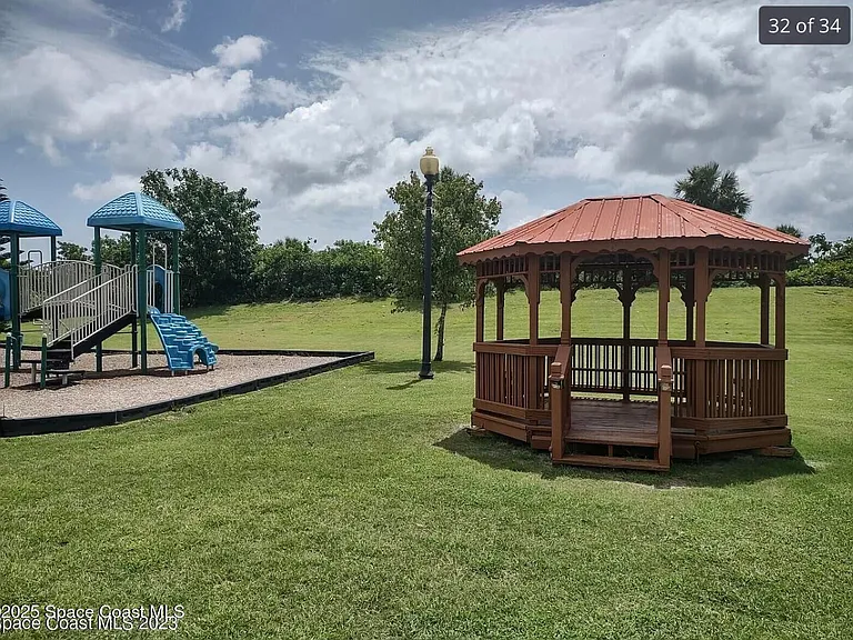 6130 Meghan Dr — Photo 14