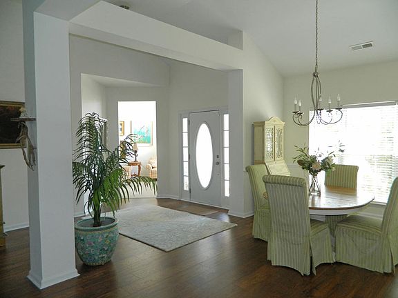 5th image of 1167 Hammrick Ln