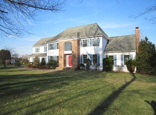 13 Cider Mill Rd, Flemington, NJ 08822