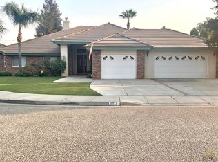 8917 Birch Creek Ct, Bakersfield, CA 93312