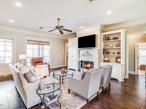 2nd image of 216 Archangel Dr