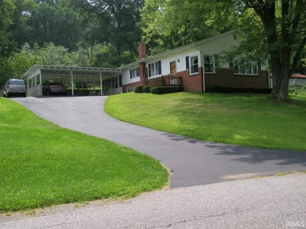 1634 E Calvertville Rd, Bloomfield, IN 47424