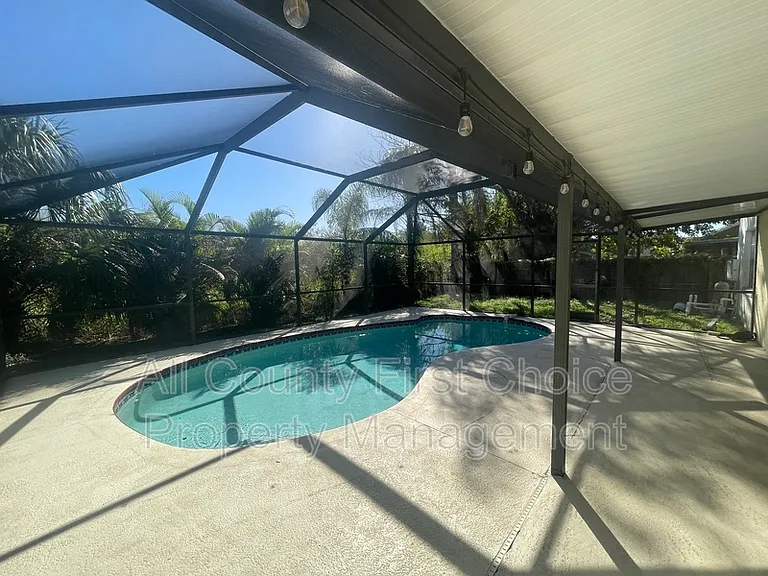 12733 Gorda Cir E — Photo 20