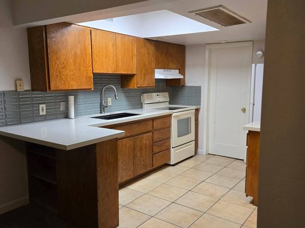 15 E 2nd Ave APT 2