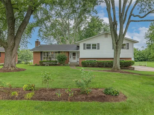 45 Tulip Ln, Dayton, OH 45432