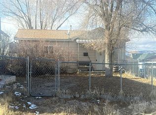 416 R St, Rock Springs, WY 82901