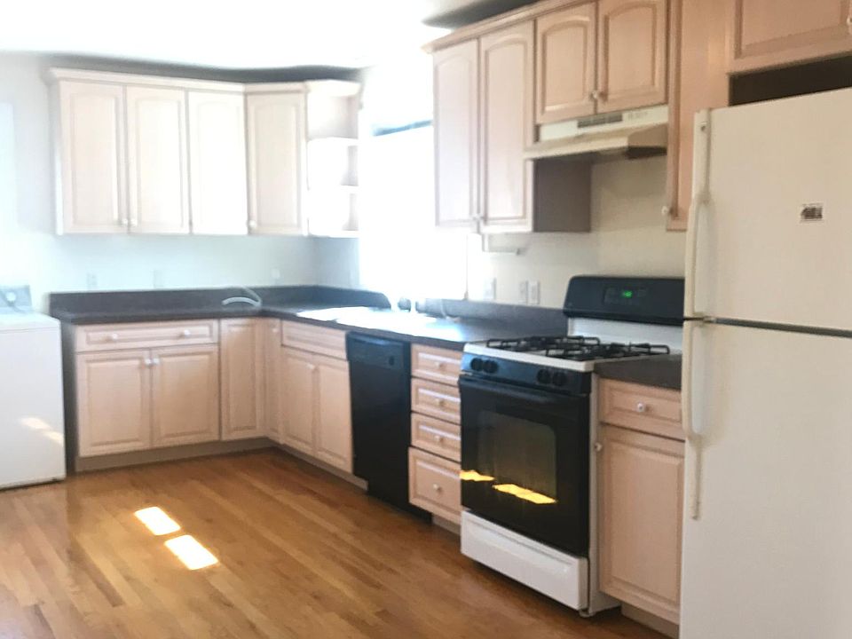 1st image of 214 Truman Ave Unit 2