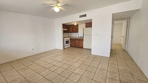 1649 S 7th Ave #B Photo 1