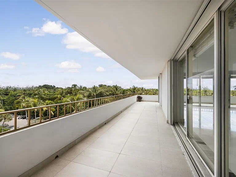 155 Ocean Lane Dr #600 — Photo 28