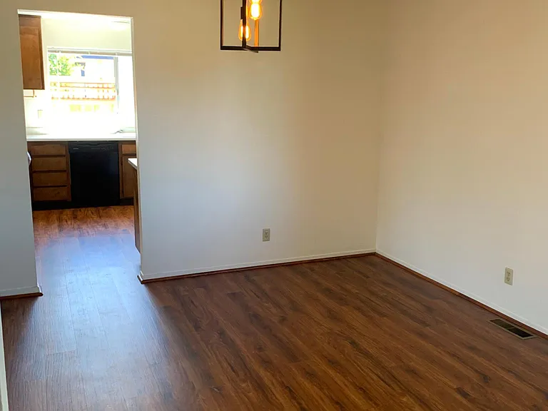 968 San Francisco Way — Photo 12