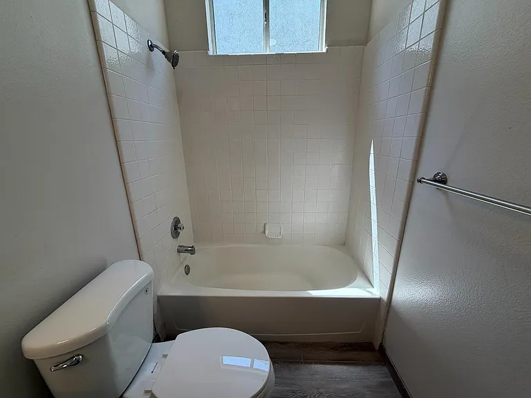 2128 E Saint Andrew Dr — Photo 23