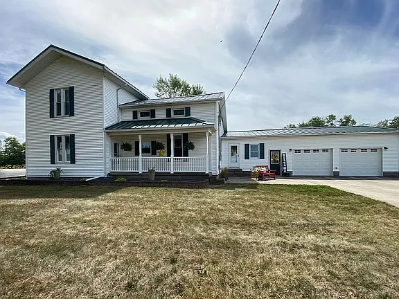 18-403 County Road L1 — exterior photo
