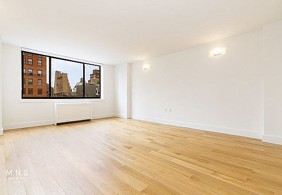 5th image of 250 W 19th St APT 14H