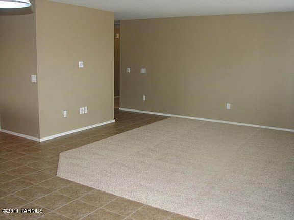 3rd image of 444 W Courts Redford Pl W