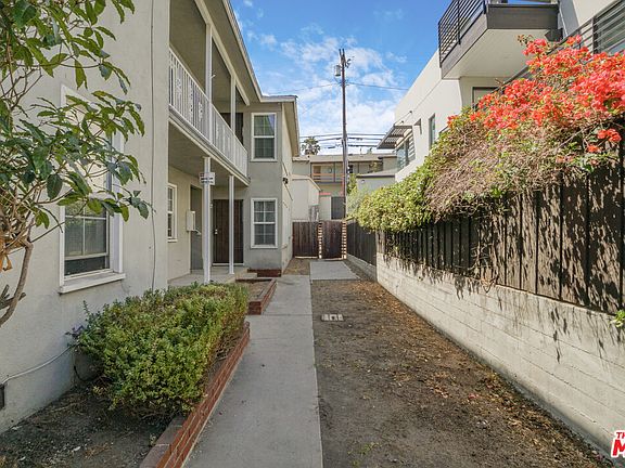 2nd image of 315 Rose Ave