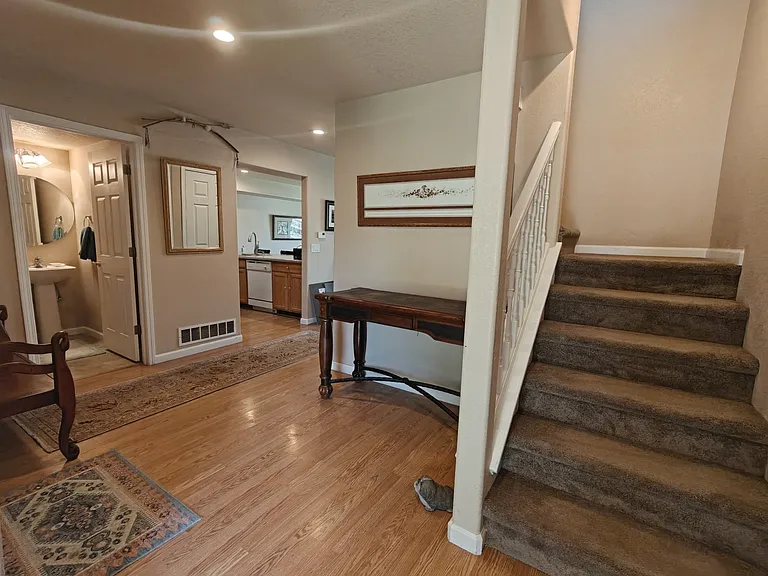 951 Euclid Ave #1 — Photo 13