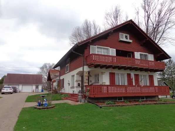 8 Grand Ave, Neillsville, WI 54456