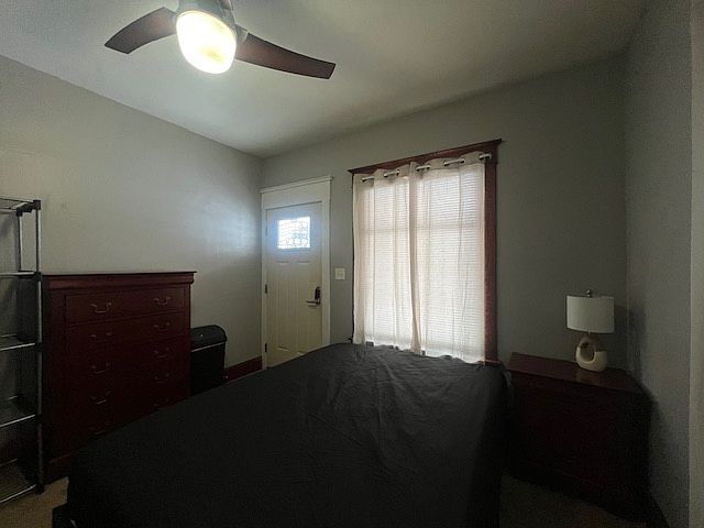 Bedroom - 1M - Main floor with private entrance