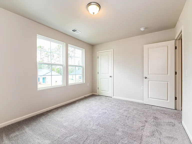 682 Hadley Ct SE — Photo 12